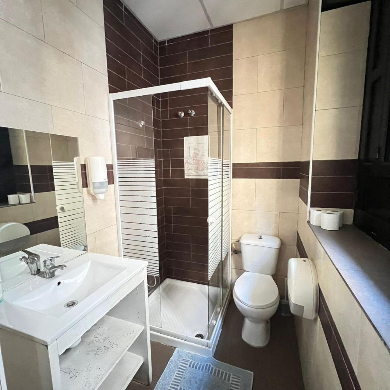 Hostal Milan Alicante Eksteriør billede
