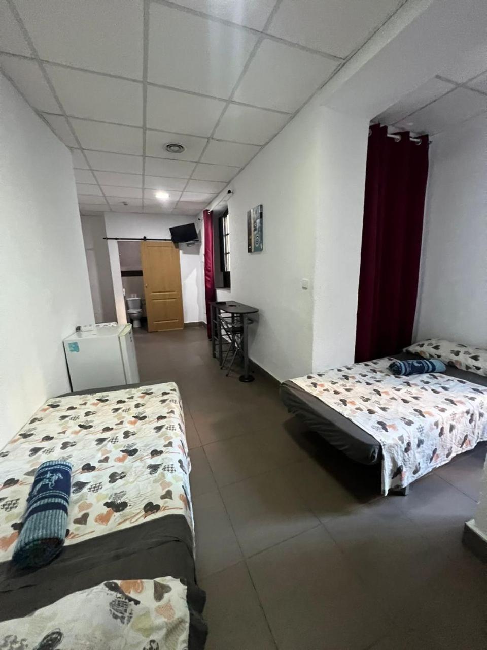 Hostal Milan Alicante Eksteriør billede